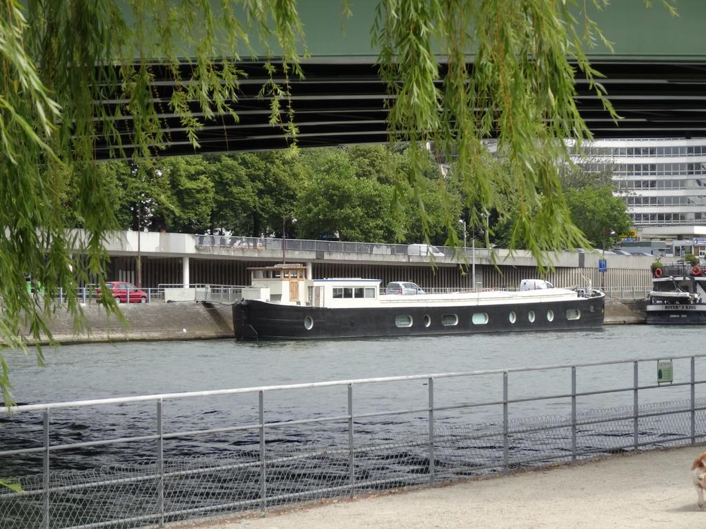 Bed and Breakfast Passerelle Des Arts Paris Exterior foto